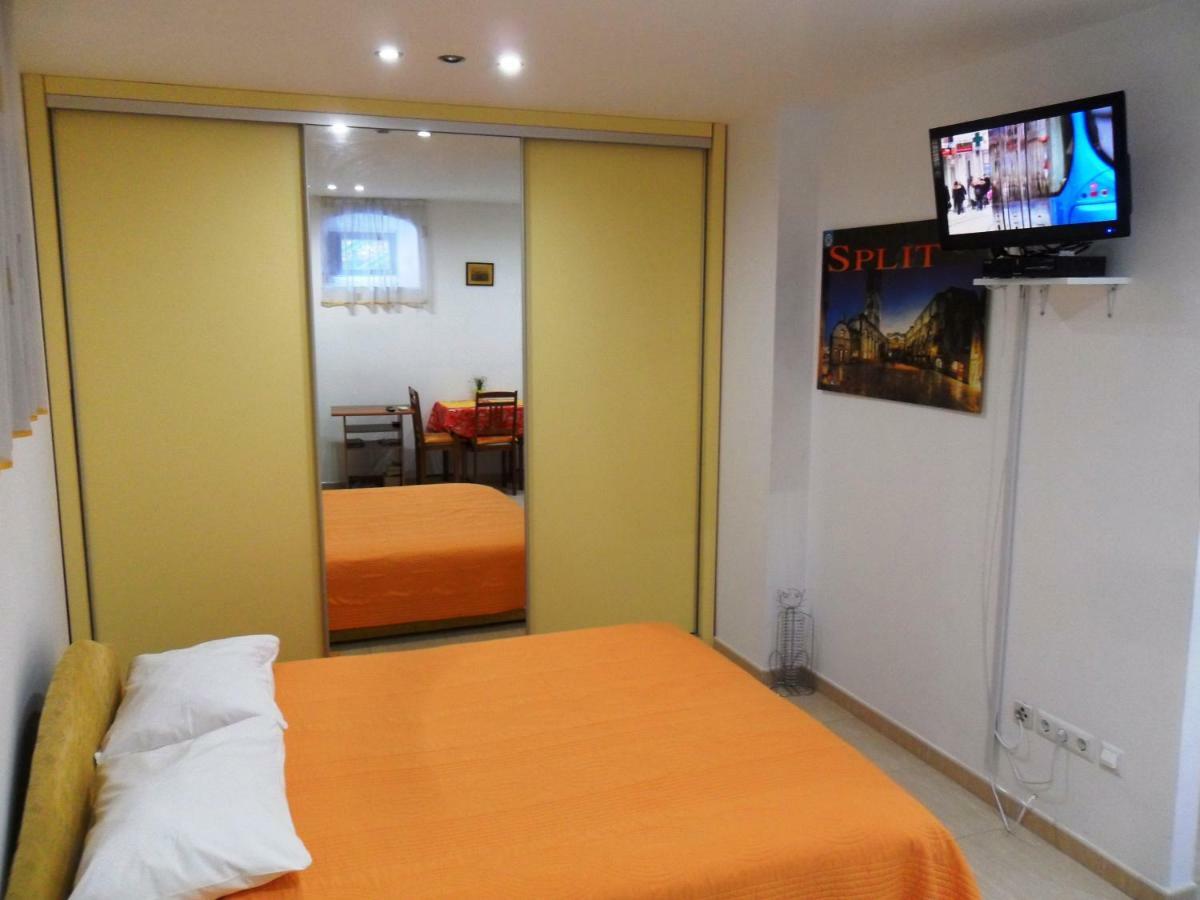 Apartments Villa Dube Спліт Екстер'єр фото