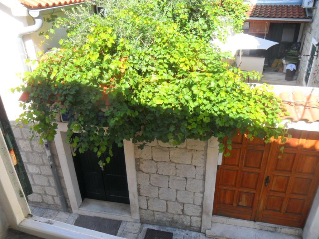 Apartments Villa Dube Спліт Екстер'єр фото